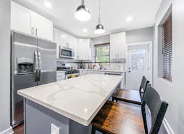 Modern Style Content Creation House - Image 5