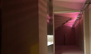 Atypical design gallery & shooting space in the Marais - Image 19