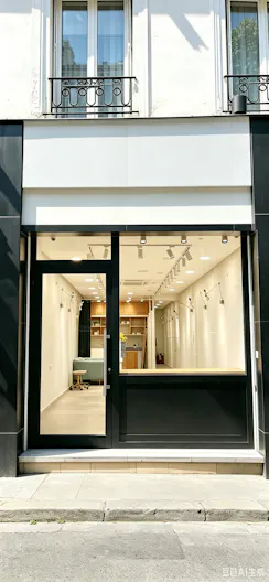 Boutique 45m2 -Haut Marais- Pop-up Store / Showroom - Image 3