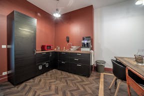 Sophisticated Pop-Up in the heart of Bordeaux - Image 8