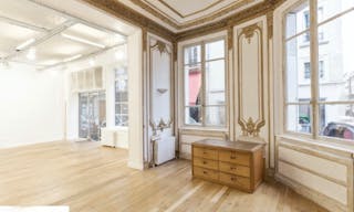 Rue Petites Ecuries Paris Pop Up Boutique - Image 1