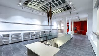 Galerie d'art devant le Centre Georges Pompidou - Image 4