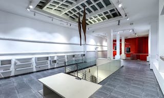 Galerie d'art devant le Centre Georges Pompidou - Image 4
