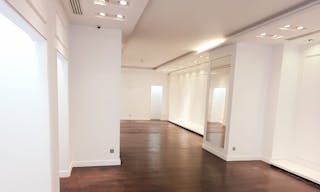 Prime Location Boutique - Triangle d'Or Paris - Image 22