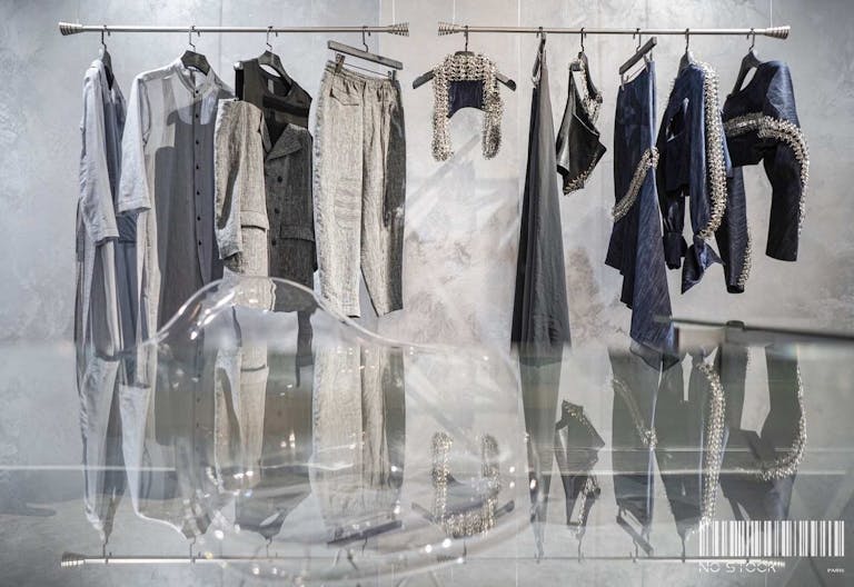 boutique next to place des Vosges - Image 4