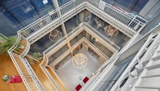 Espace de Prestige de 2000 m² sous Verrières (avec parkings) – Paris 9e - Image 3