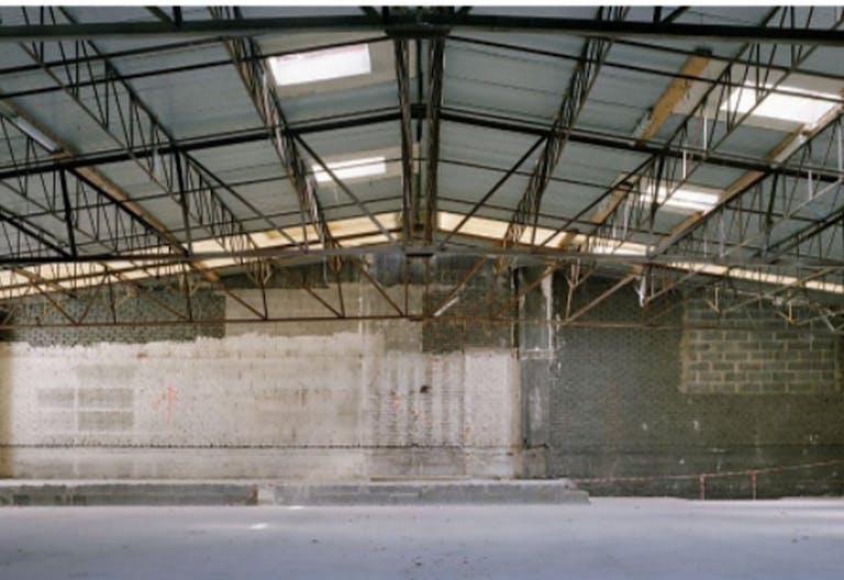 Showroom Dans le 12e pr�s de Nation - Image 1