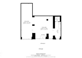 A Bright and Versatile Space in the Heart of Haut Marais - Image 9