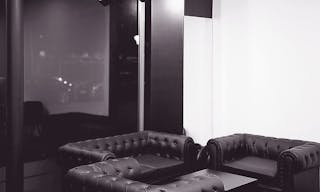 Studio Photo Boutique in Paris - Image 3