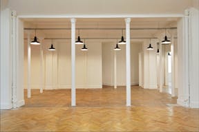 Premium Space In R�publique - Image 8