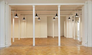 Premium Space In R�publique - Image 8