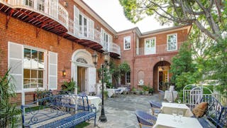 Unique Multi-themed space in a Historical Pasadena building - Image 12