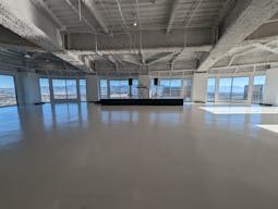 US Bank Tower - Image 4