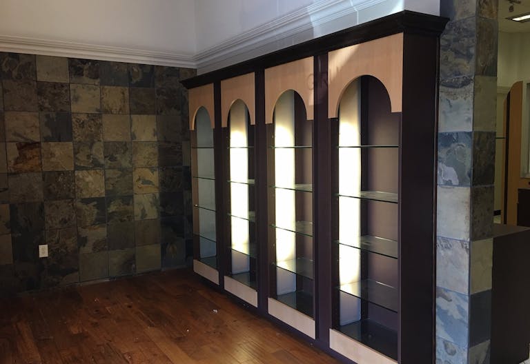 Retail Space in Huntington Beach - Image 1