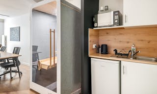 Élégant Showroom Éphémère in Paris - Image 1