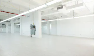 White-Box Space in Midtown - Image 2