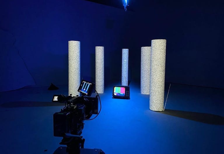 Spacious Photo/Video Studio with Green Room - Image 2