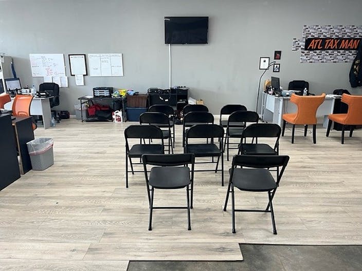 Business Content Office Space - Image 0