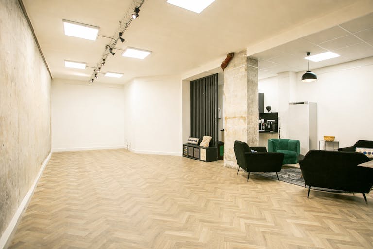 La Salle Rachel - Image 4