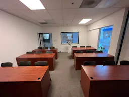 Spacious , quiet and clean room 123 at University of San Jose - Image 3