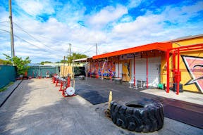 Huge Private Outdoor Space with graffiti & lots of color & character available for many uses - Image 5