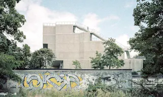 Brutalist Event & Retail Space with Rooftop and Garden - Image 6