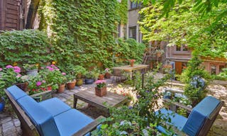 West Village Garden Oasis - Image 7
