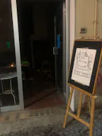 Negozio uso tenporaneo nel cuore di Napoli - Image 2