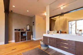 Chic, open loft for film shoots and events! - Image 6