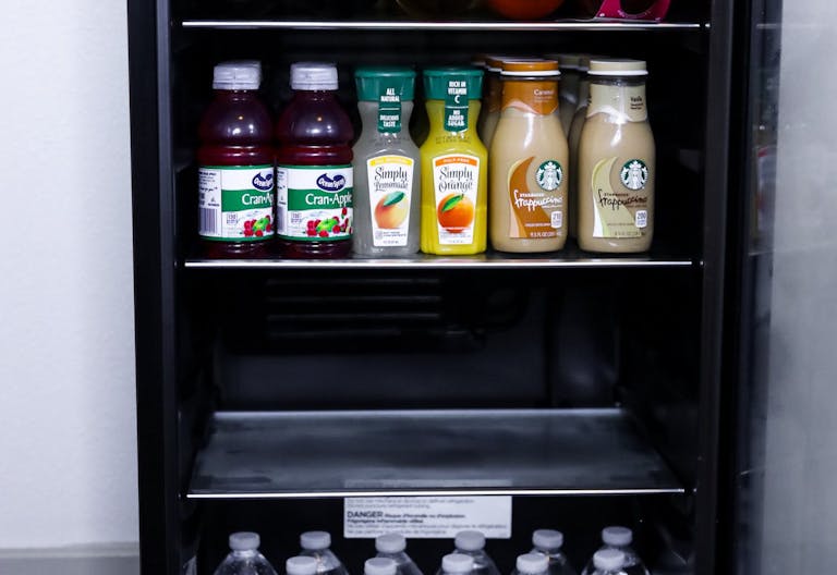 Chic and Luxury Stylist Studio Space - Image 2