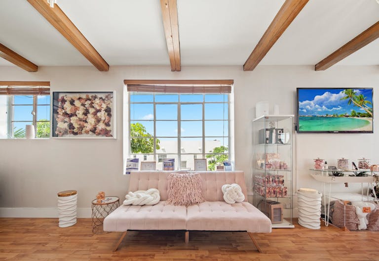 Beauty and Tattoo Studio On The Upper East Side, Miami - Image 1