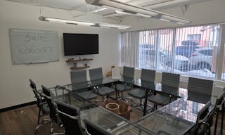 Spacious Multi-Purpose Conference Room in Harlem - Image 3