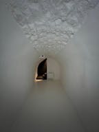 Recently renovated shop in prime 1st arr location in Paris - Image 8