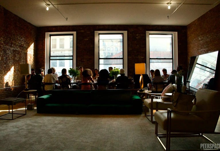 Chic, Old School Soho Loft with Natural Light, Made for Instagram, E-Commerce & Creatives - Image 3