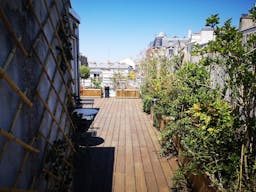 Spectacular event Showroom in Paris - Image 11