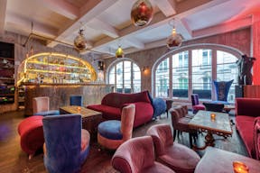 Salle chic au coeur de Paris  - Image 1