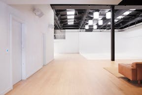 Flexible Showroom in East Village - Image 17