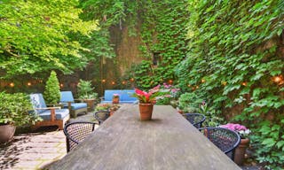 West Village Garden Oasis - Image 0