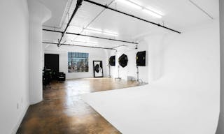 Modern Space w/ Natural Light and Cyc Wall- Industrial Construction Production Studio - Image 0