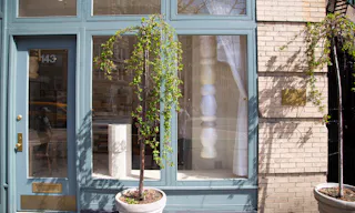 West Village Storefront + Showroom Gallery—Sunlit + Design Led - Image 11