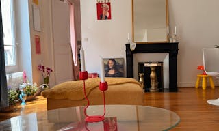 Bright Haussmann Apartment in Paris – Ideal Location for Photo or Video Shoot - Image 1