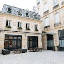 Arcane Palace / Espace de réception moderne et élégant