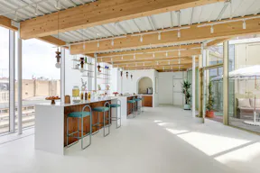 230m2 avec vue panoramique sur les toits de Paris - Image 1