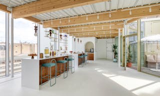 230m2 avec vue panoramique sur les toits de Paris - Image 1