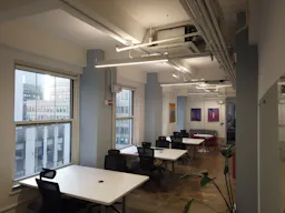 Modern work space - Image 3