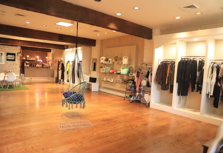 Urban Jungle Boutique Brick & Mortar Venue - Image 0
