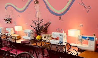 Fashion Space in NW Chicago Suburbs - Image 4