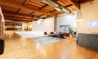 Silver Lake Meeting Space - Photography studio - Image 1
