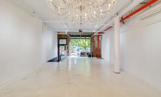 Chic East Williamsburg Space - Image 7