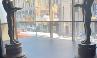 Hollywood VIP Event LIVE MUSIC Art Gallery Space with Hollywood Blvd View - Image 6